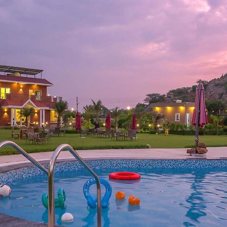 Stayvista At Hillside Paradise Dhauj Zewnętrze zdjęcie
