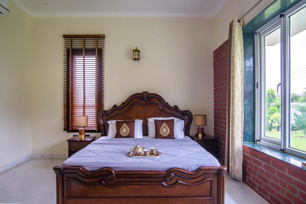 Stayvista At Hillside Paradise 4Bhk Lavish House In Delhi Dhauj Zewnętrze zdjęcie