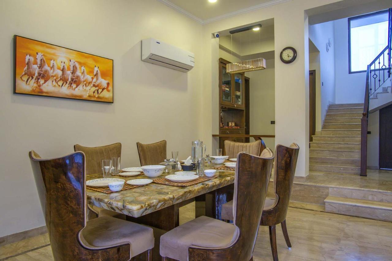 Stayvista At Hillside Paradise 4Bhk Lavish House In Delhi Dhauj Zewnętrze zdjęcie